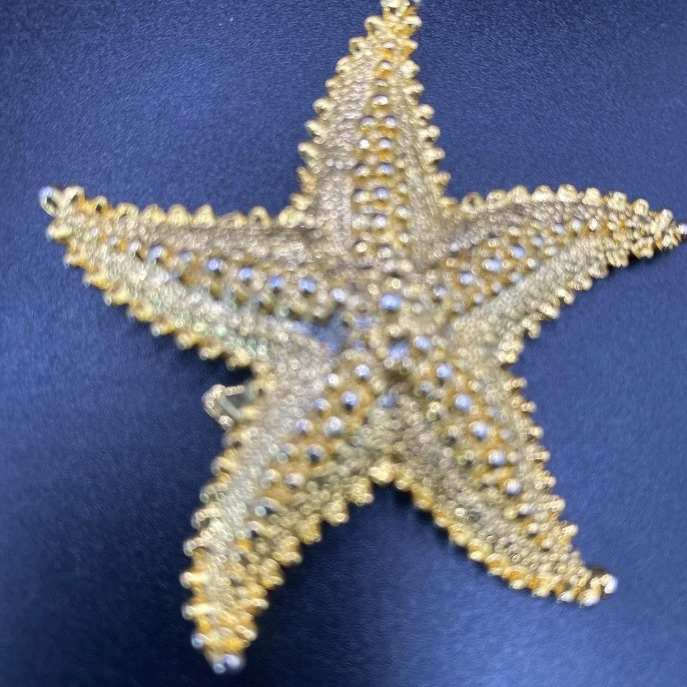 Vintage‎ Gerry's Brooch Lot of 2 Starfish Gold Tone Swirl Silver Tone